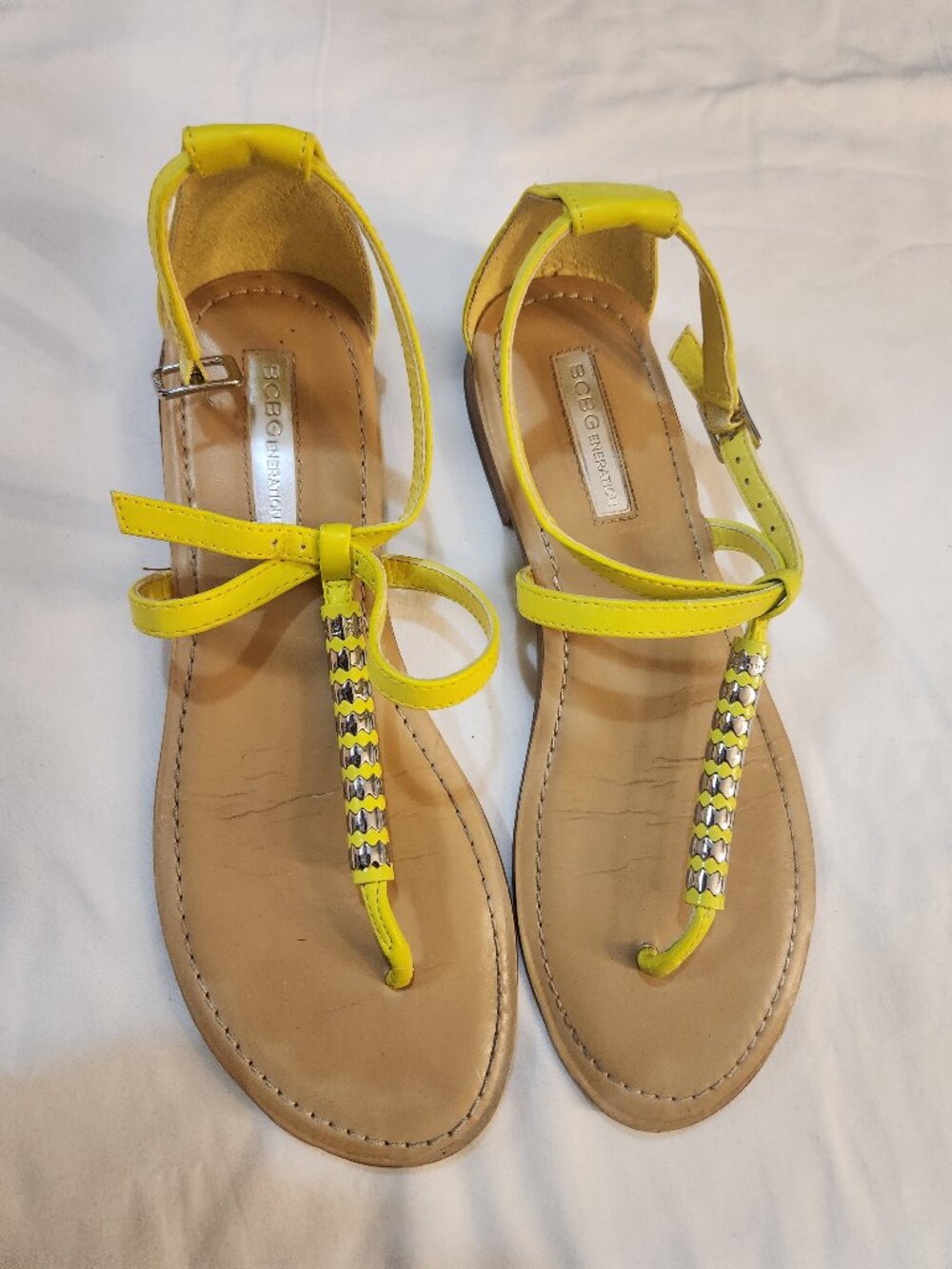 BCBGeneration Neon Lime Green Sandals Flats Size 7M BG Balan Strappy